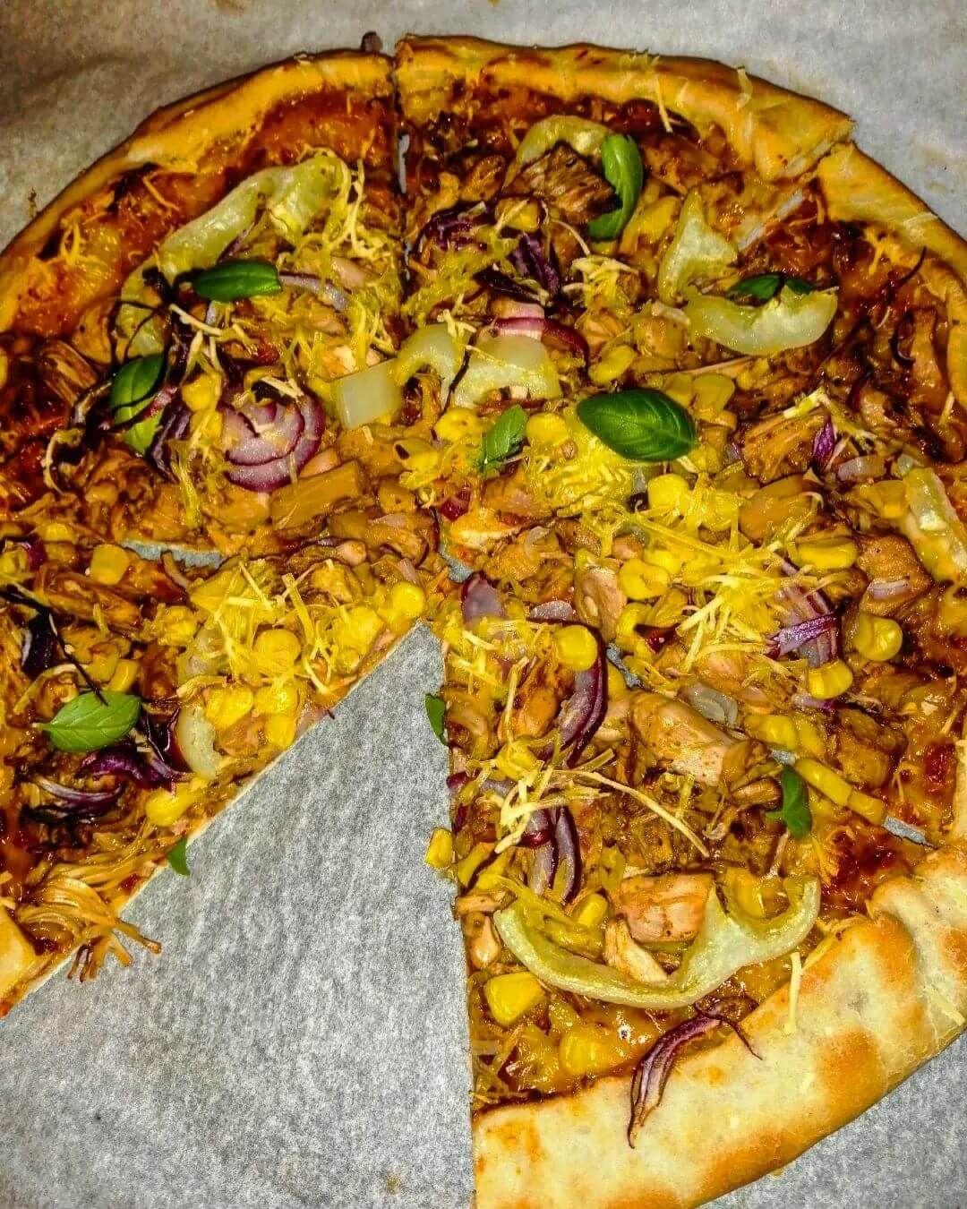 Homemade Vegan Jackfruit Pizzacover