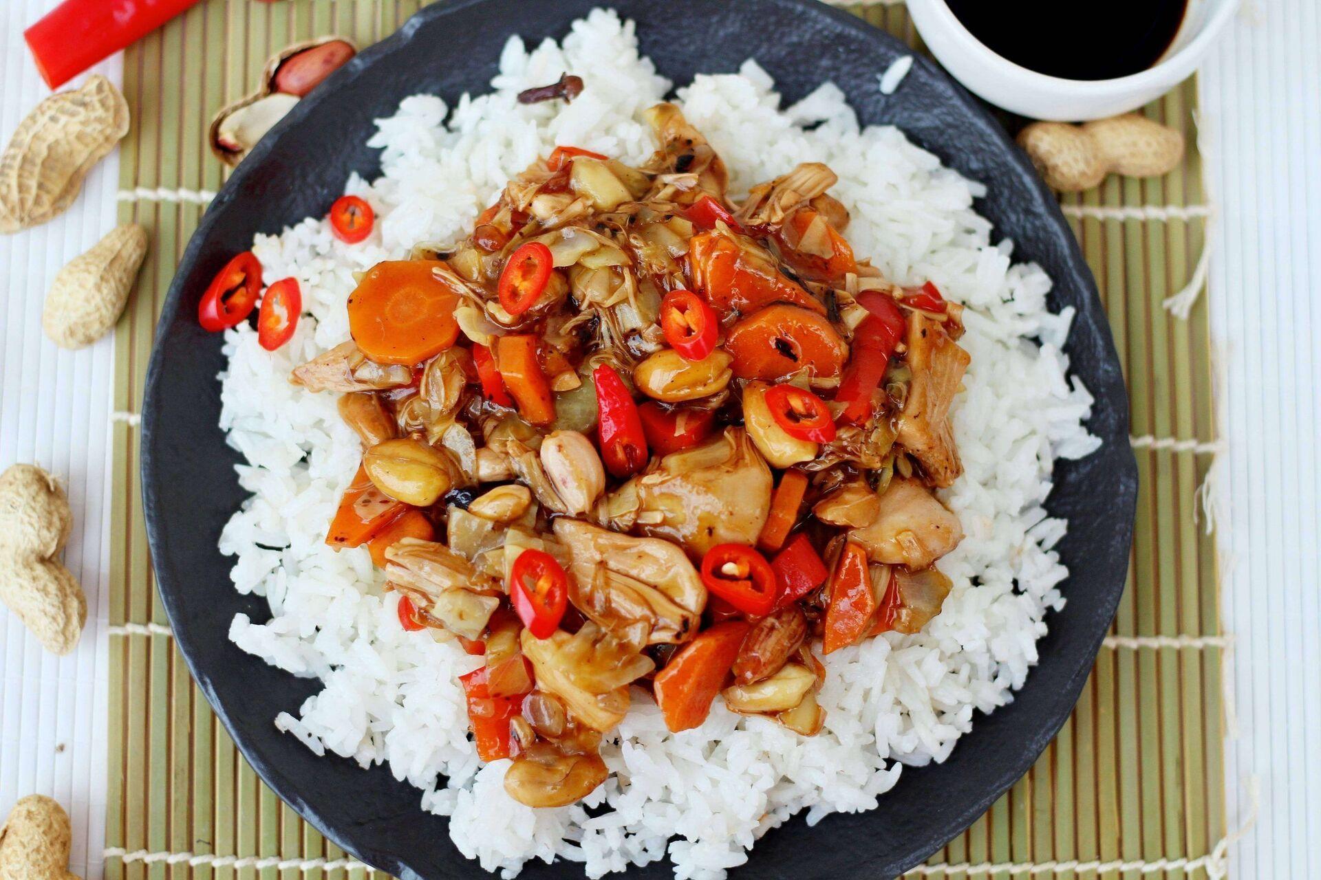 Gluten-Free Vegan Jackfruit Kung Pao (Jackiepao)cover